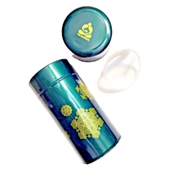 Green w/Gold Snowflakes Holiday Special Edition  Teavana 8oz Tea Tin with Lid - Picture 3 of 4